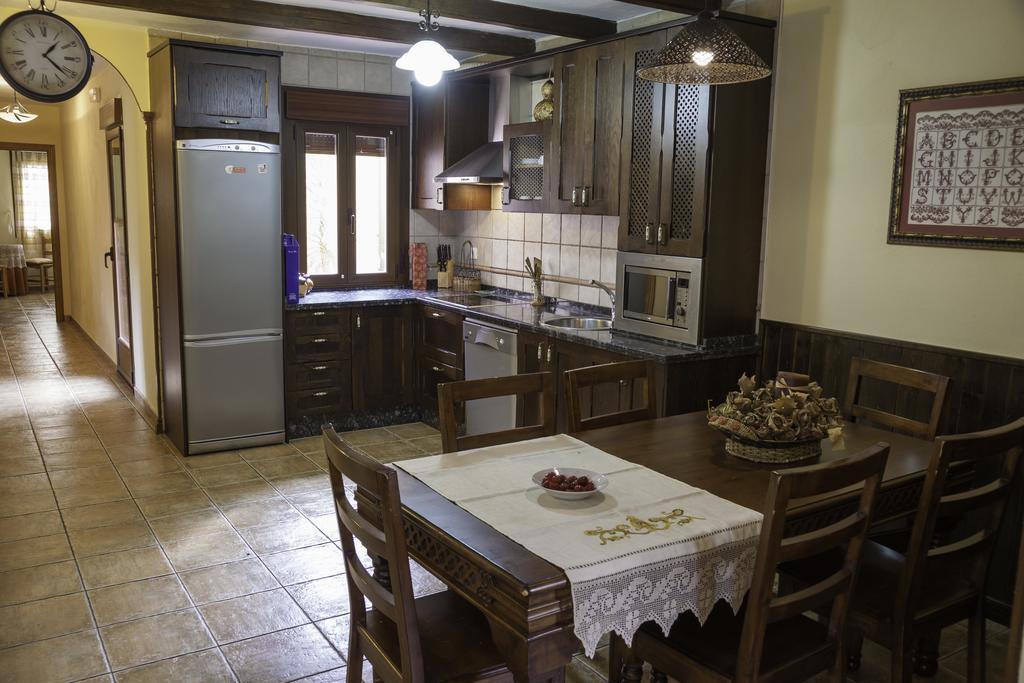 Sotoserrano Casas Rurales Arroal מראה חיצוני תמונה