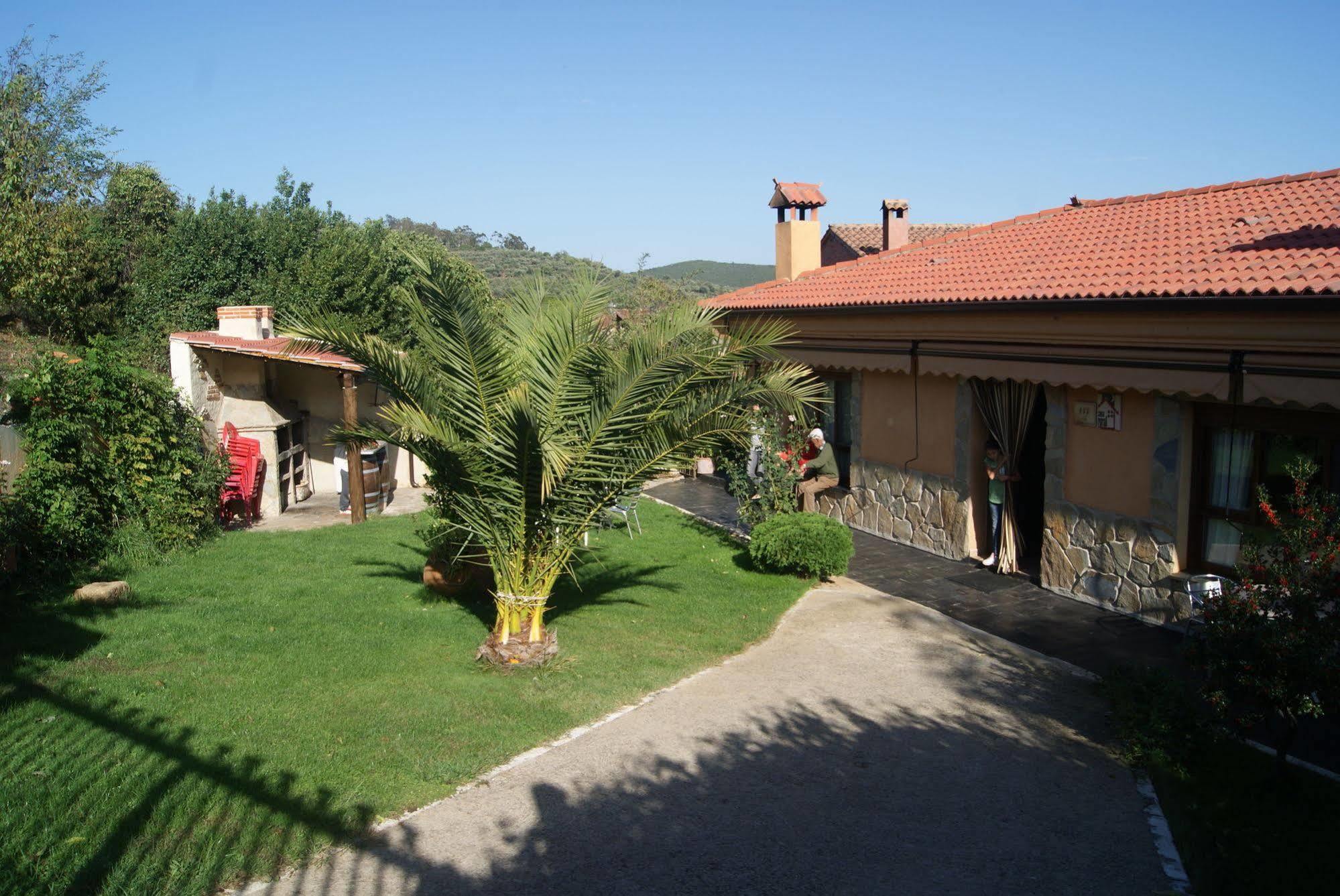 Sotoserrano Casas Rurales Arroal מראה חיצוני תמונה